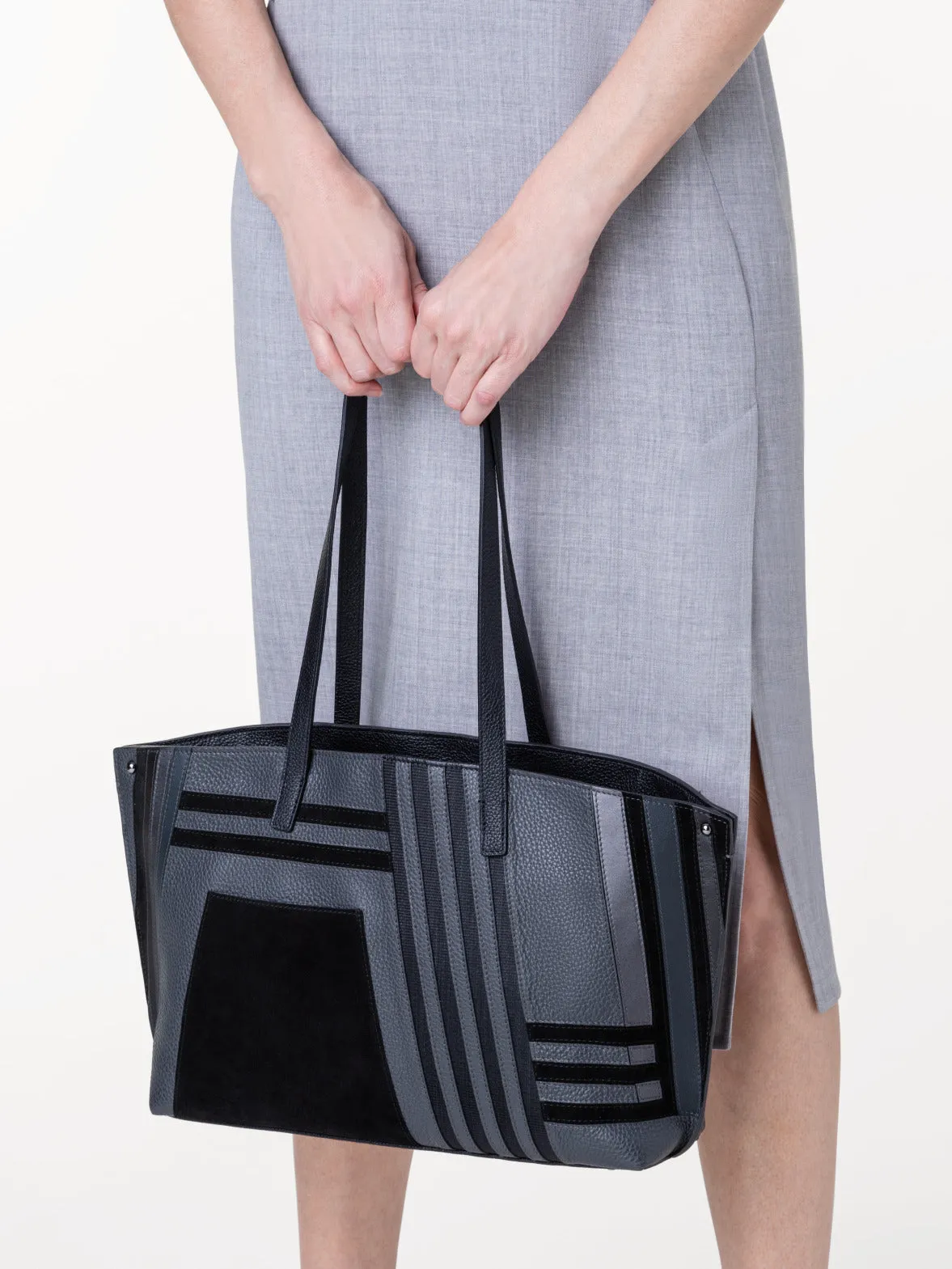 Ai Small Shoulder Tote