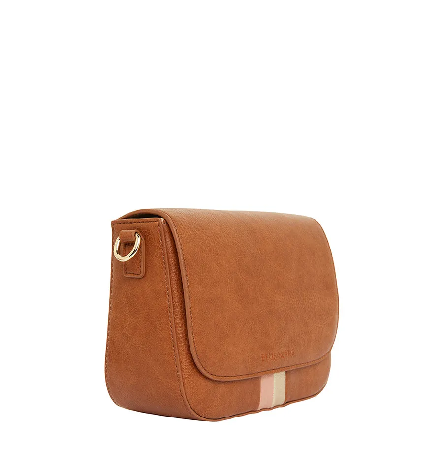 BROOKLYN CROSSBODY - TAN PEBBLE