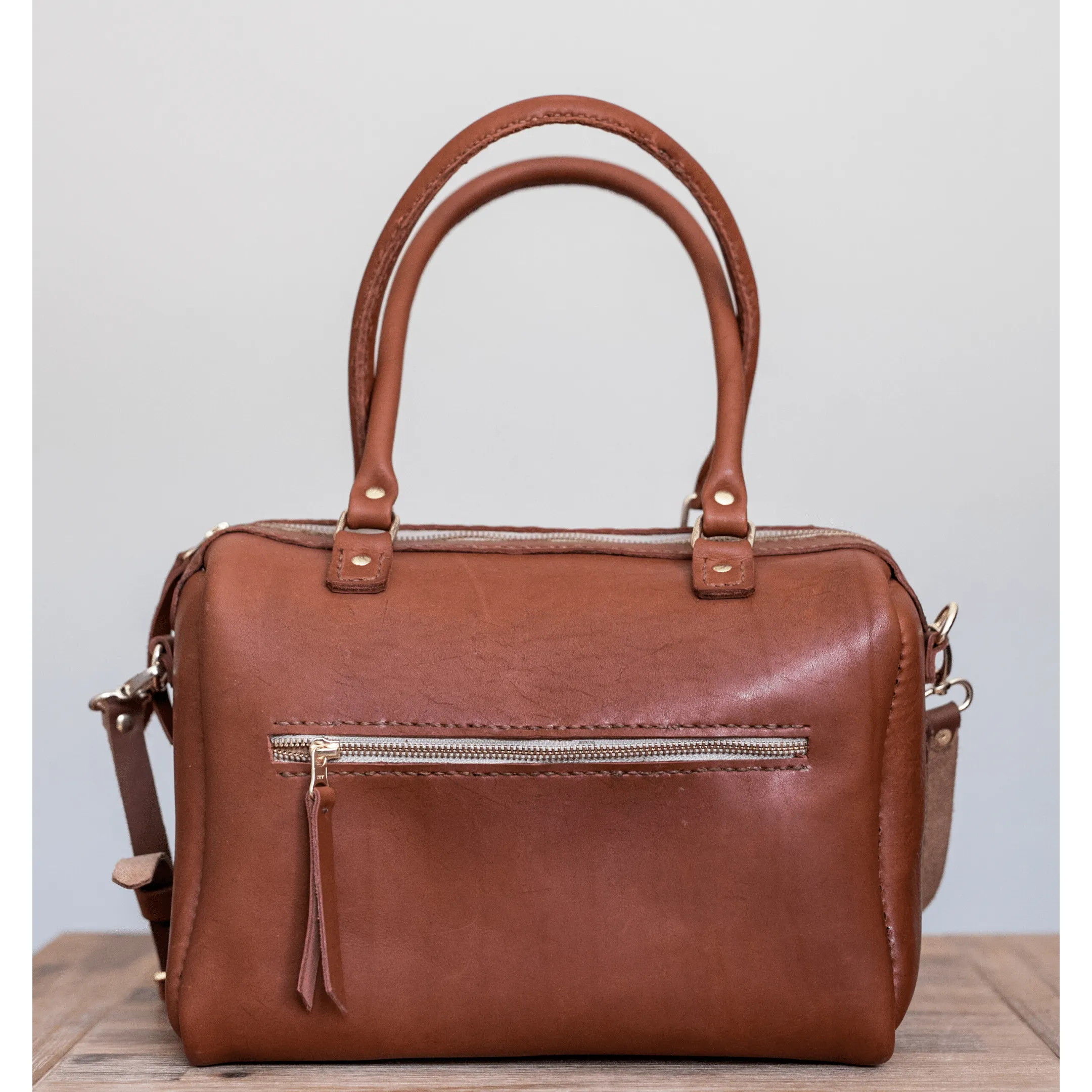 Classic Leather Priscilla Handbag - Hazelnut