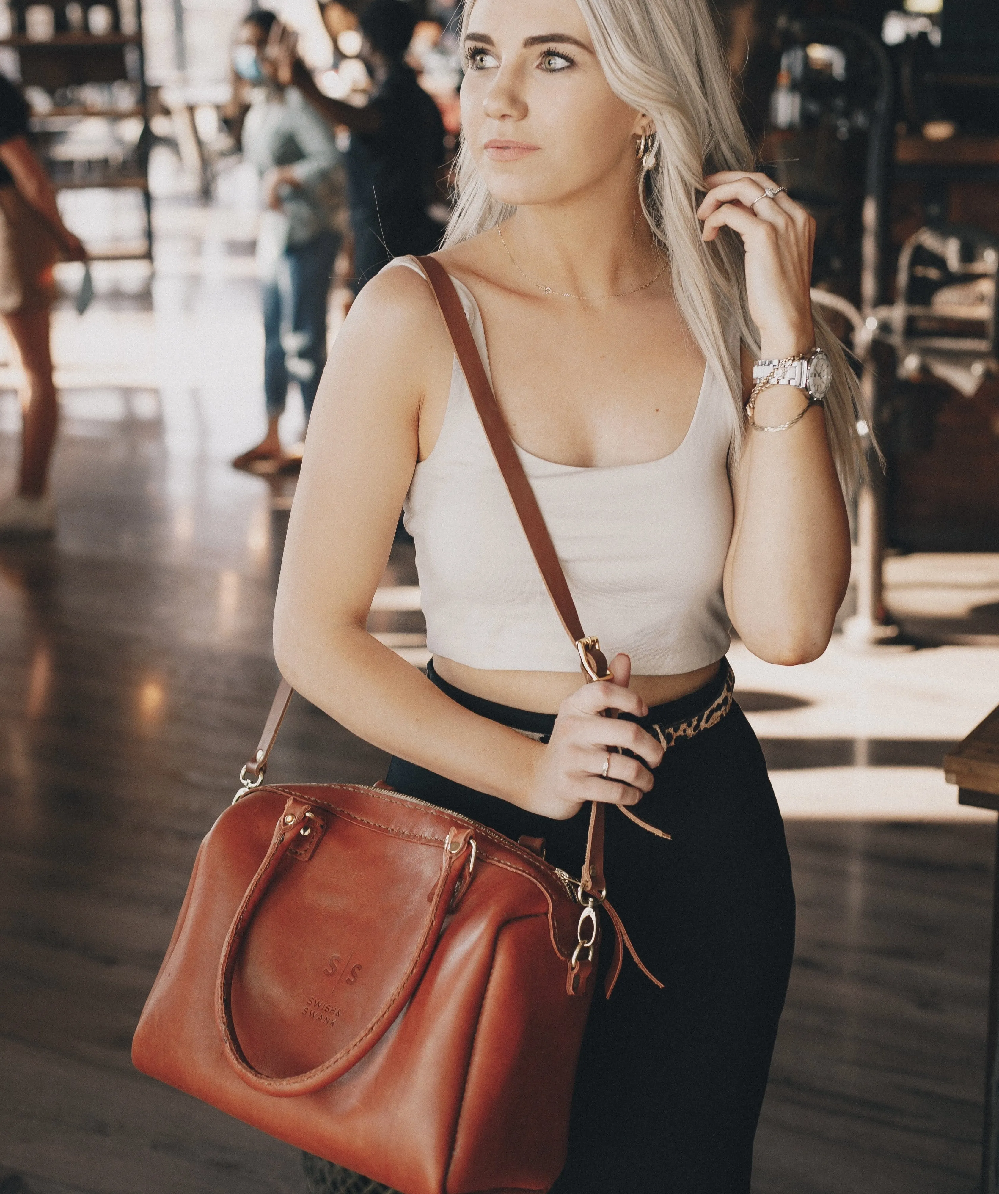 Classic Leather Priscilla Handbag - Hazelnut