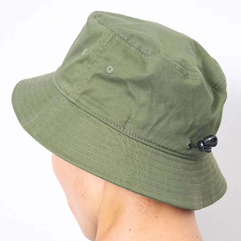 KEEN LOGO STRETCH BUCKET HAT